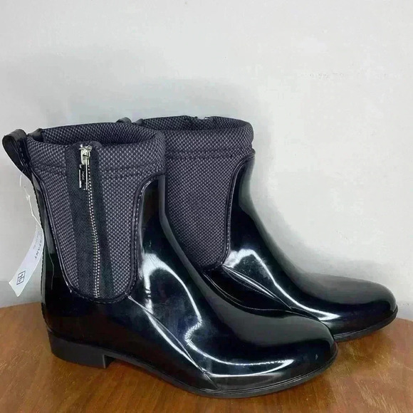 Call It Spring Black Shiny Vegan Boots Rain Womens Size 7 NWOT NEW - Picture 6 of 10